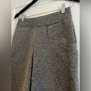 UGG Grey Sweatpants with Elastic Ankle Cuffs (XS)